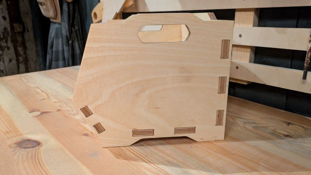 Stackable Organizer Box with box joints - side